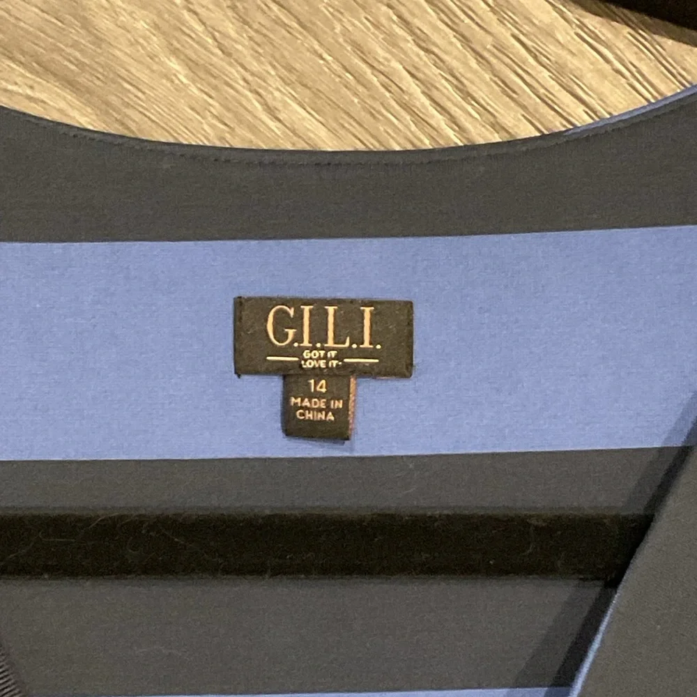 G.I.L.I DRESS - Picture 2 of 3